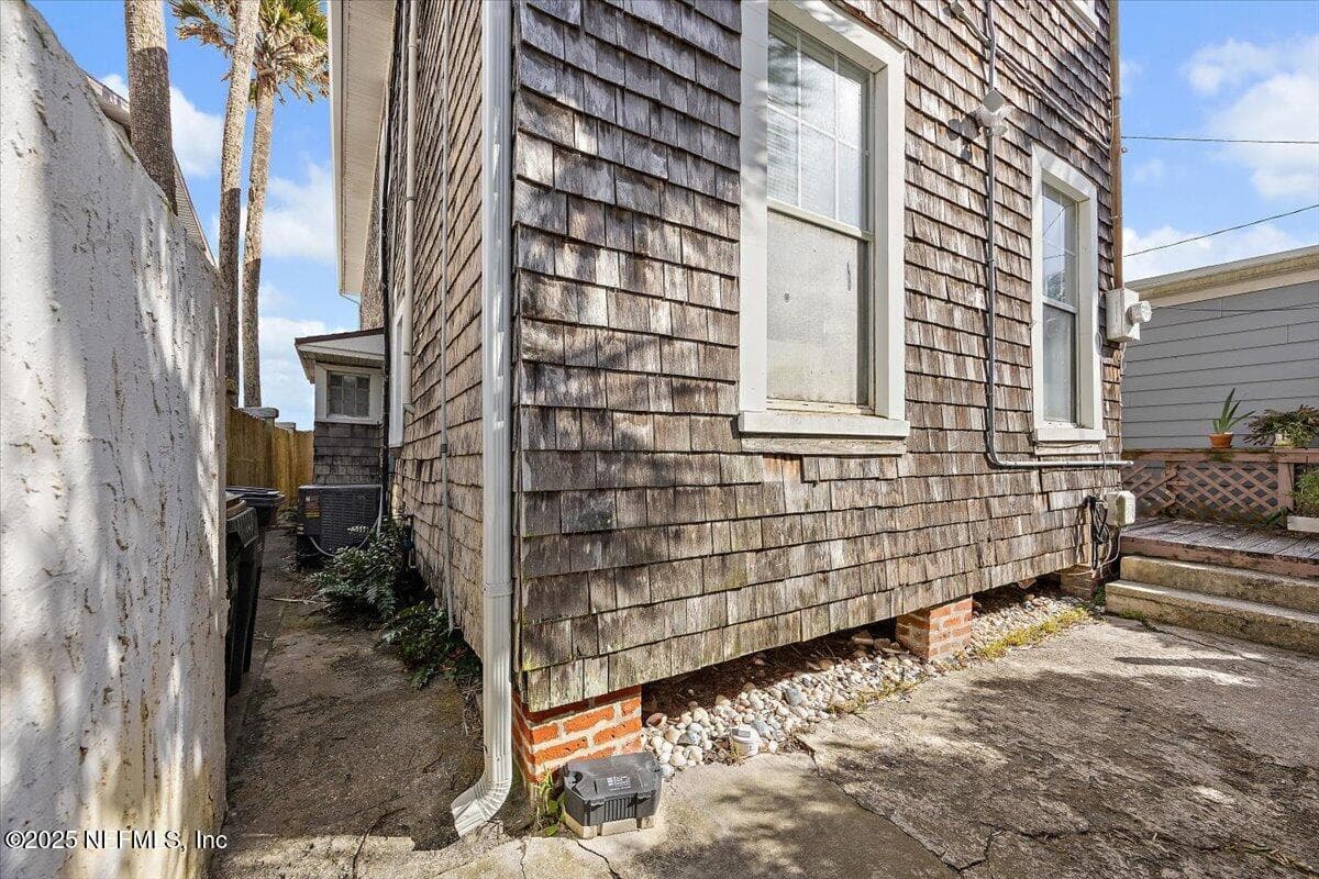 517 BEACH Avenue, Atlantic Beach, FL 32233, Atlantic Beach, FL - photo 3
