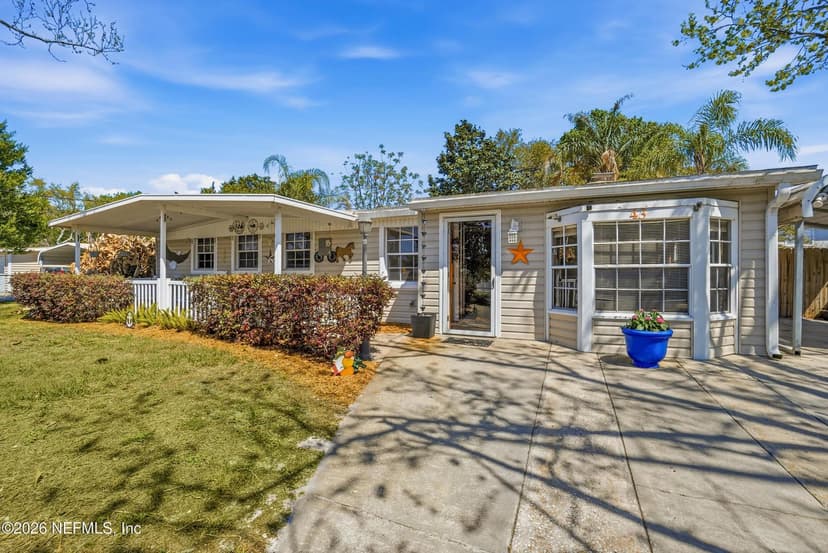 43 FORRESTAL Circle N, Atlantic Beach, FL 32233