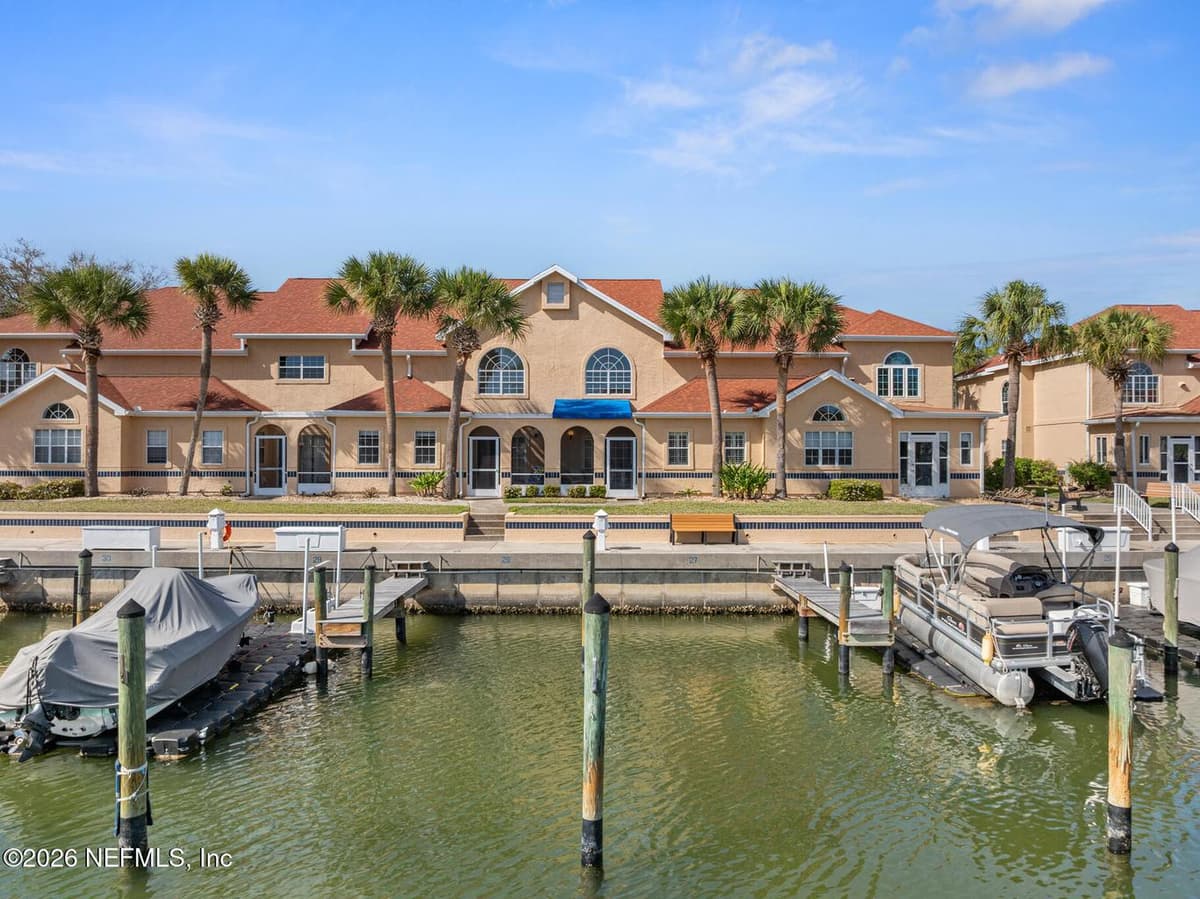 37 CAPTAINS Walk, Palm Coast, FL 32137, Palm Coast, FL - photo 2