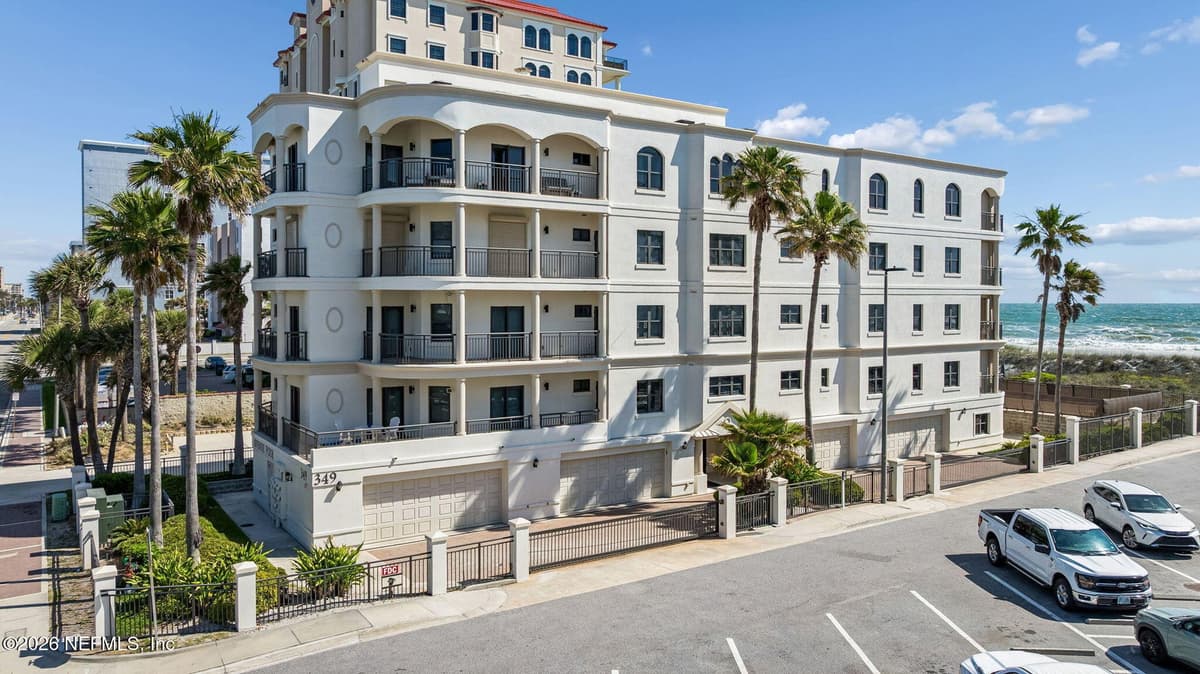349 1ST Street S 301, Jacksonville Beach, FL 32250, Jacksonville Beach, FL - photo 2