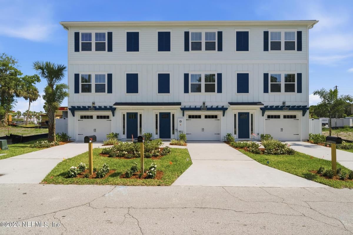 1308 1ST Avenue N, Jacksonville Beach, FL 32250, Jacksonville Beach, FL - photo 2