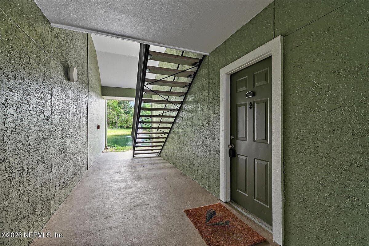 7701 TIMBERLIN PARK Boulevard 714, Jacksonville, FL 32256, Jacksonville, FL - photo 2