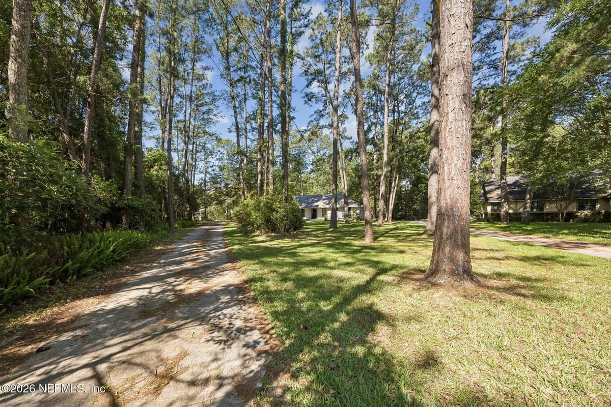 17240 HOLMES MILL Avenue, Jacksonville, FL 32226, Jacksonville, FL - photo 2