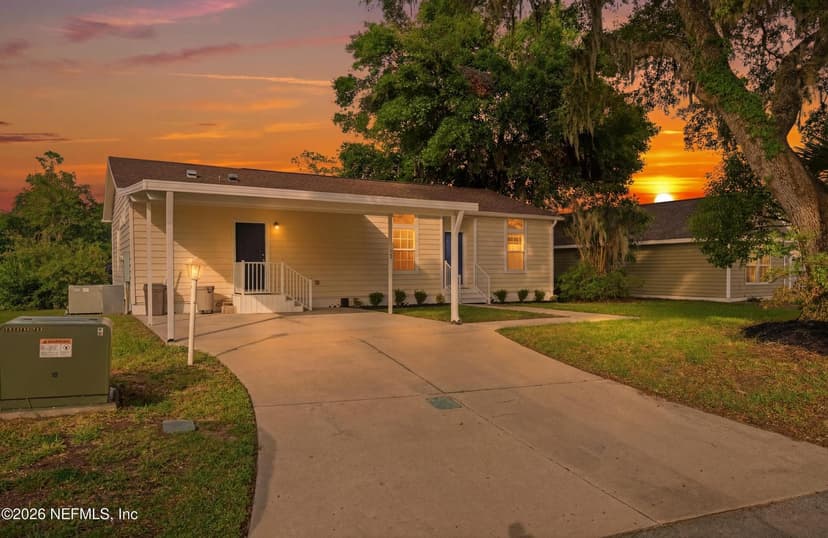 148 LAKE MARGO Drive, Satsuma, FL 32189