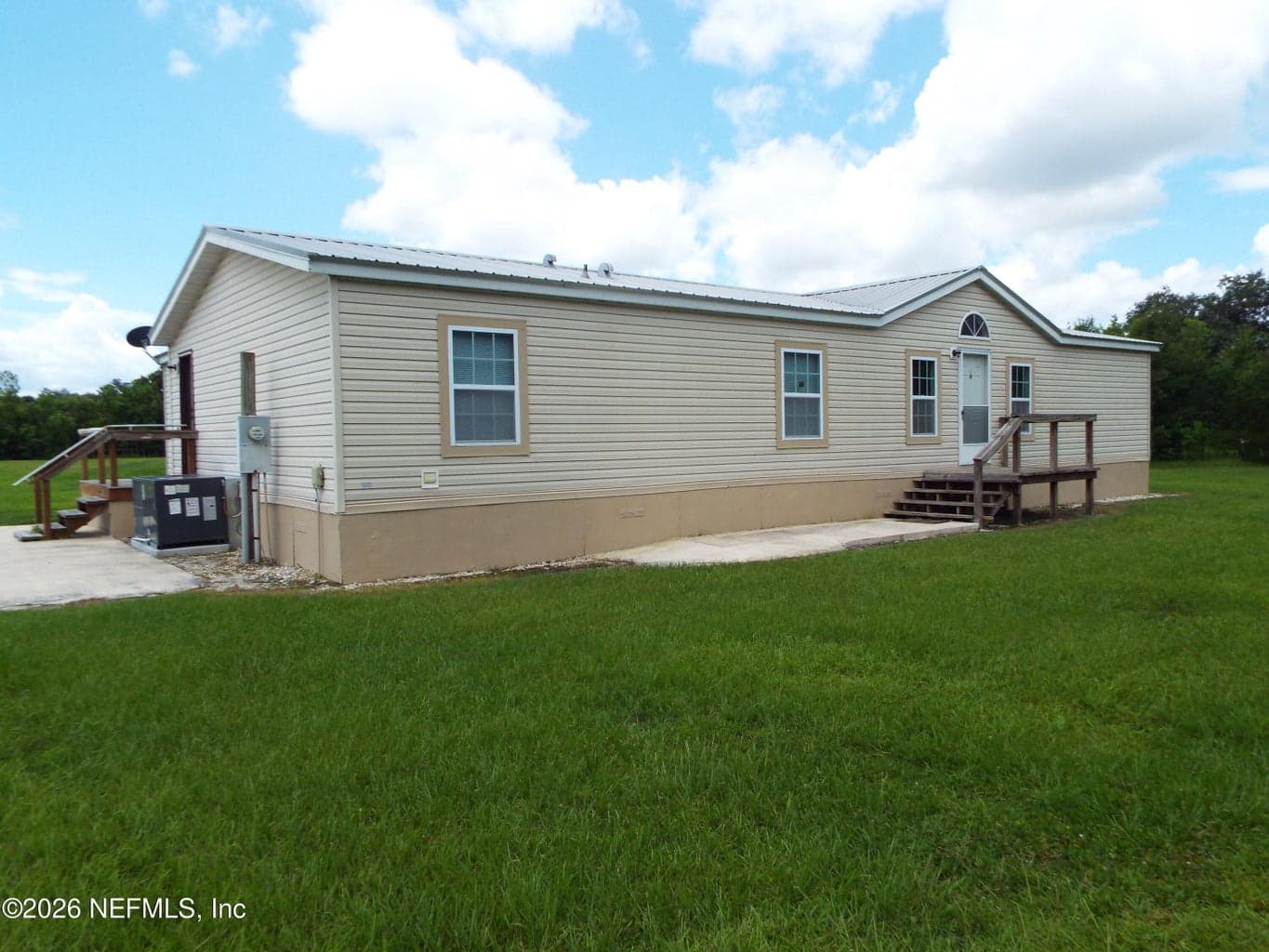305 PALMETTO BLUFF Road, Palatka, FL 32177, Palatka, FL - photo 1