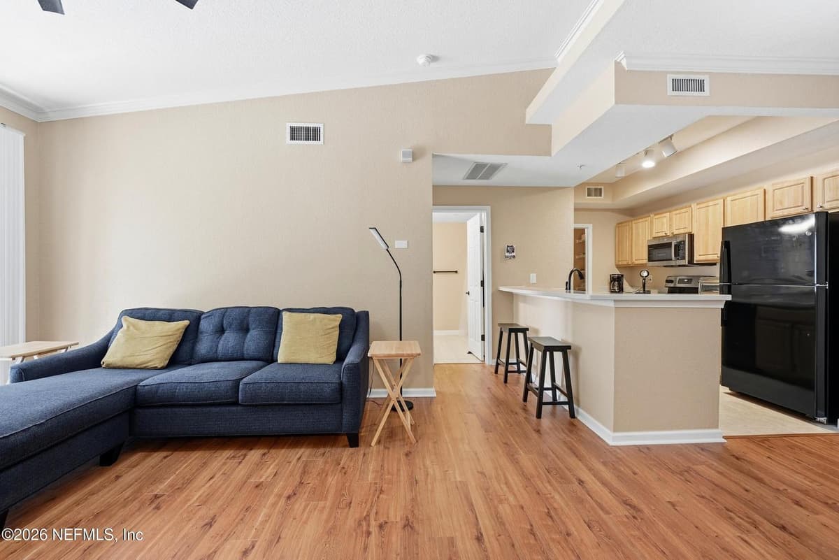 10075 GATE Parkway N 911, Jacksonville, FL 32246, Jacksonville, FL - photo 2