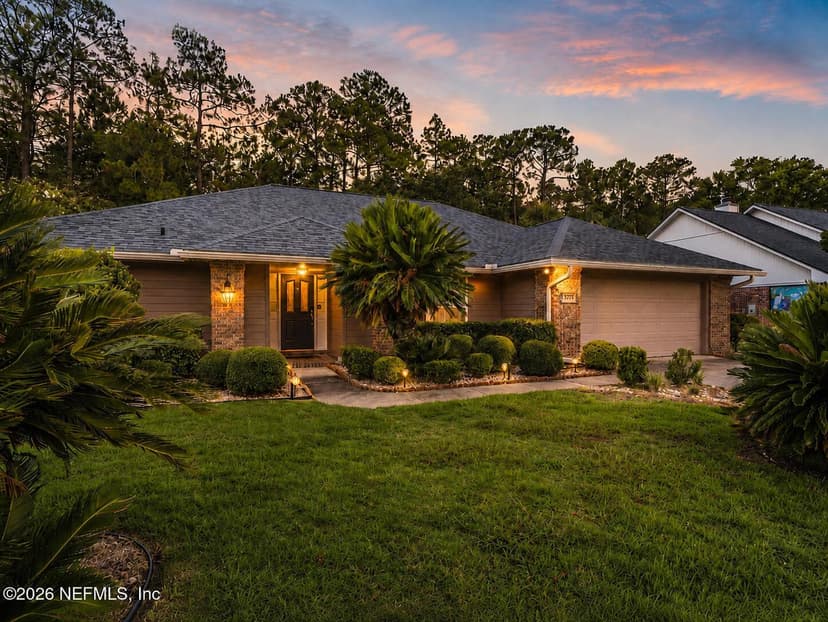 3752 HELICON Drive, Jacksonville, FL 32223