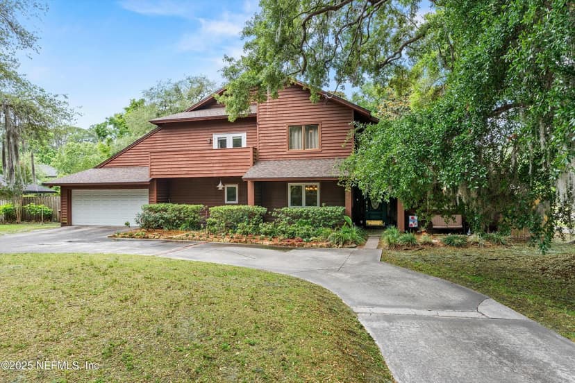 4654 ORTEGA FARMS Circle, Jacksonville, FL 32210