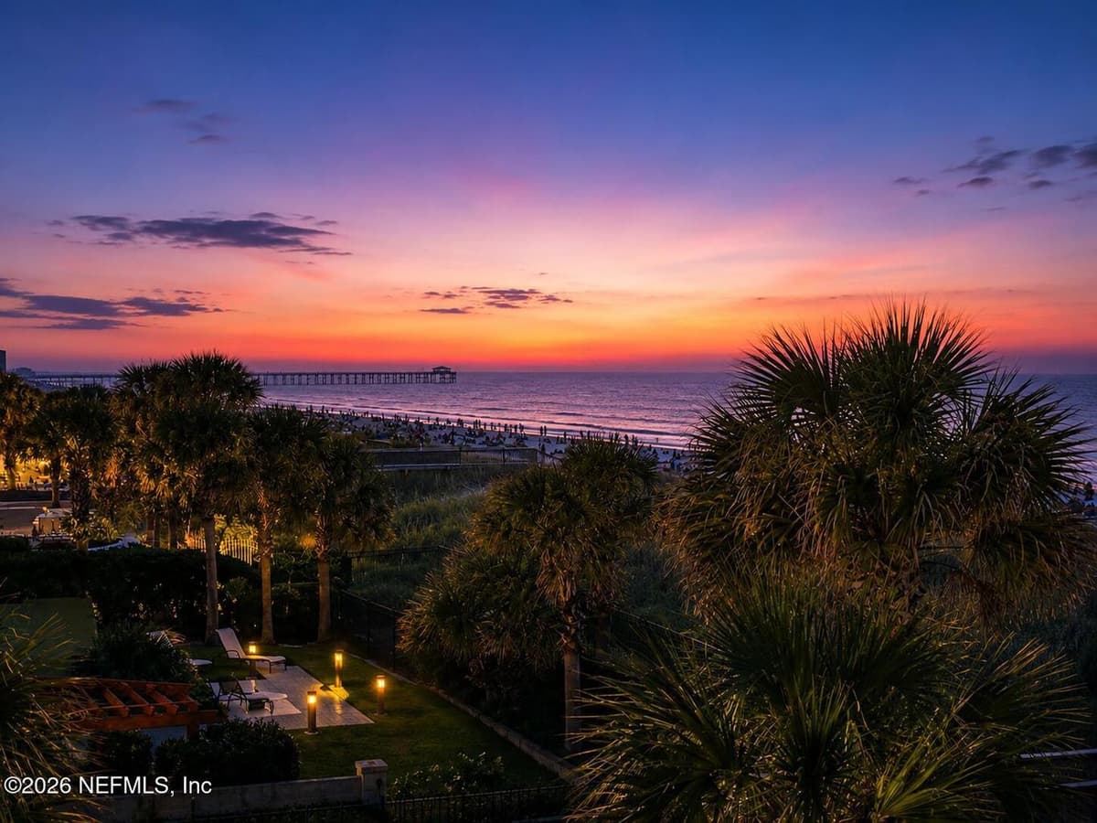 1601 OCEAN Drive S 203, Jacksonville Beach, FL 32250, Jacksonville Beach, FL - photo 2