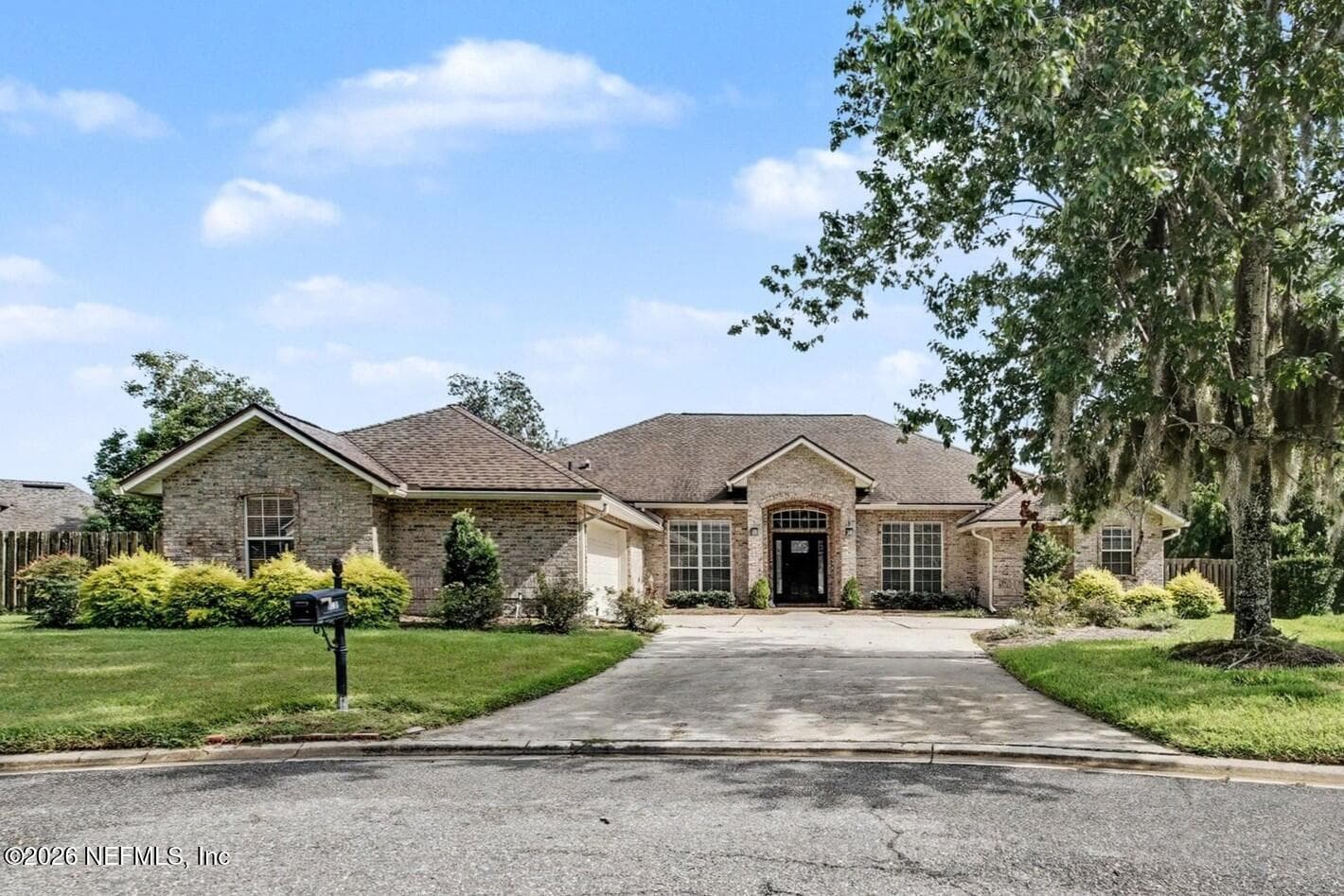 1803 SENTRY OAK Court, Fleming Island, FL 32003