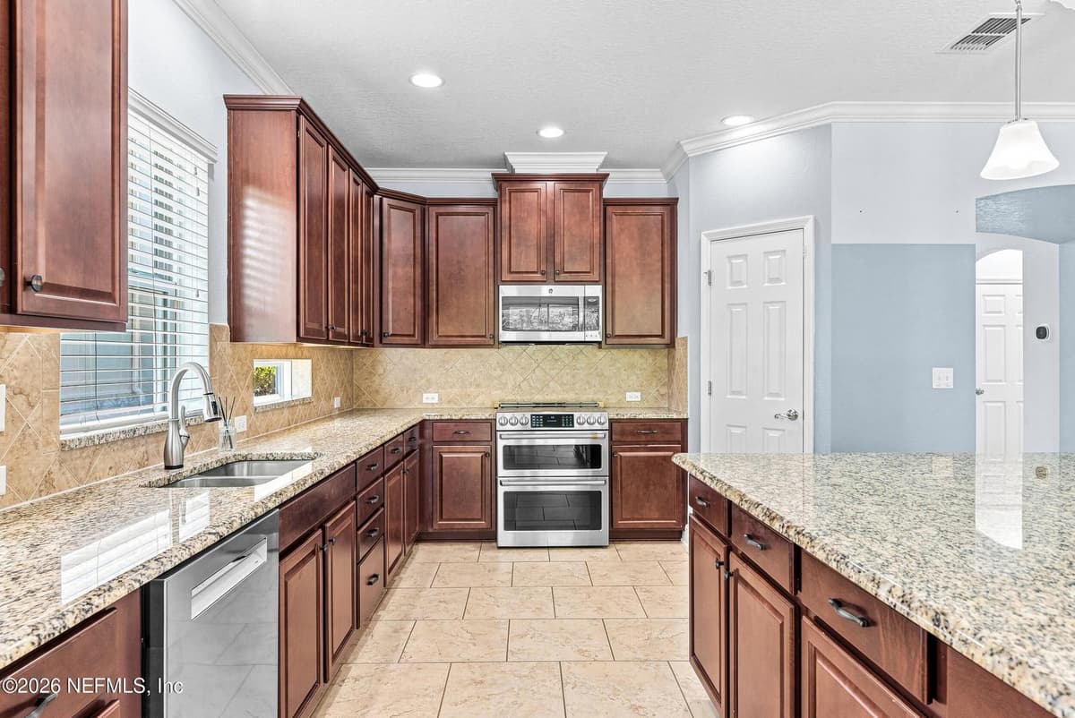 3619 CROSSVIEW Drive, Jacksonville, FL 32224, Jacksonville, FL - photo 2