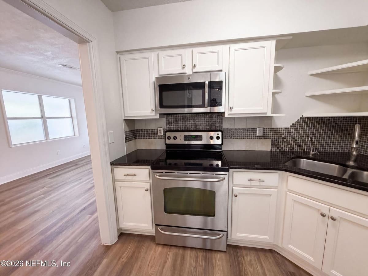 5630 TEMPLE Road, Jacksonville, FL 32207, Jacksonville, FL - photo 2