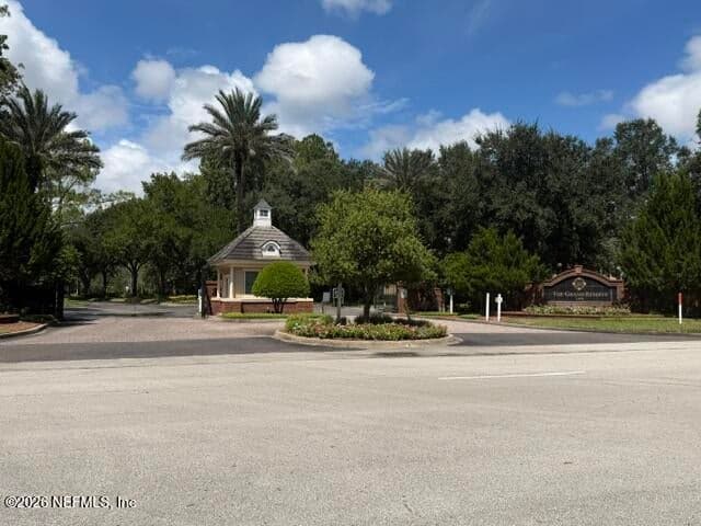 13810 SUTTON PARK Drive N 1126, Jacksonville, FL 32224, Jacksonville, FL - photo 2