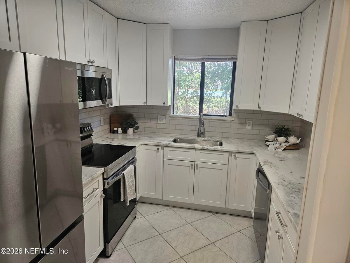 2161 FAIRWAY VILLAS Lane S, Atlantic Beach, FL 32233, Atlantic Beach, FL - photo 3