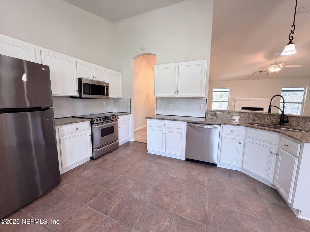 1872 TWIN PEAK Court, Middleburg, FL 32068, Middleburg, FL - photo 2
