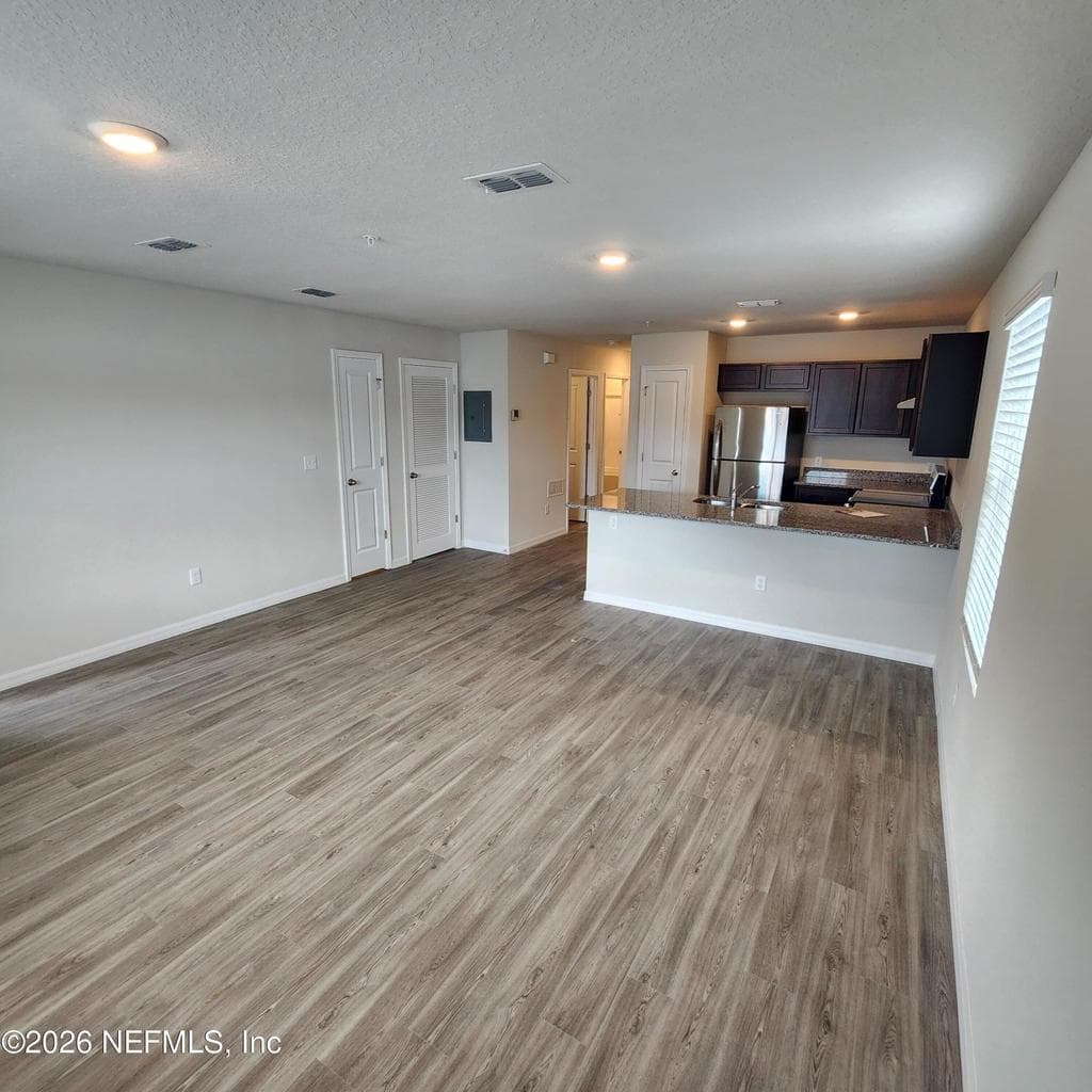 6528 SWEETBAY Lane, Jacksonville, FL 32244, Jacksonville, FL - photo 2