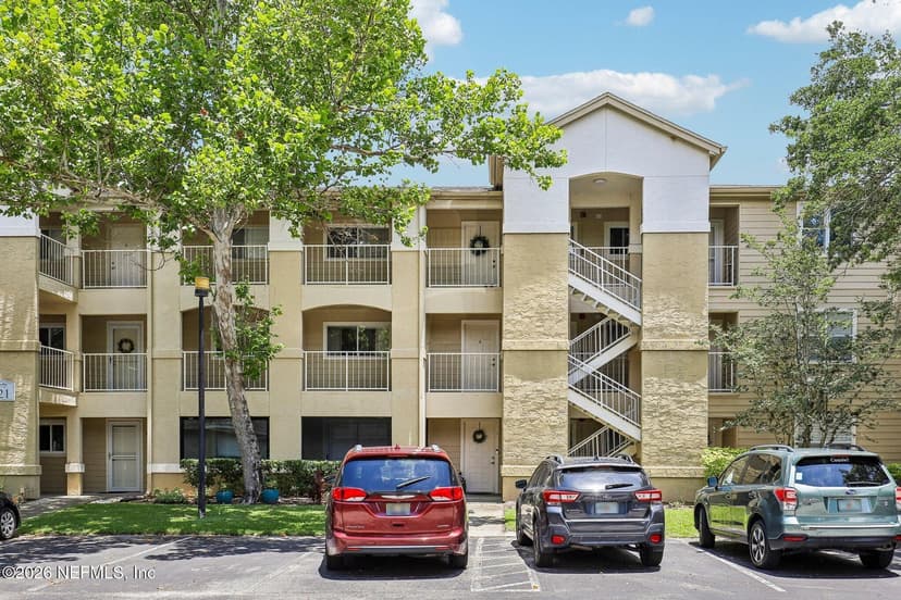 21 ARBOR CLUB Drive 319, Ponte Vedra Beach, FL 32082