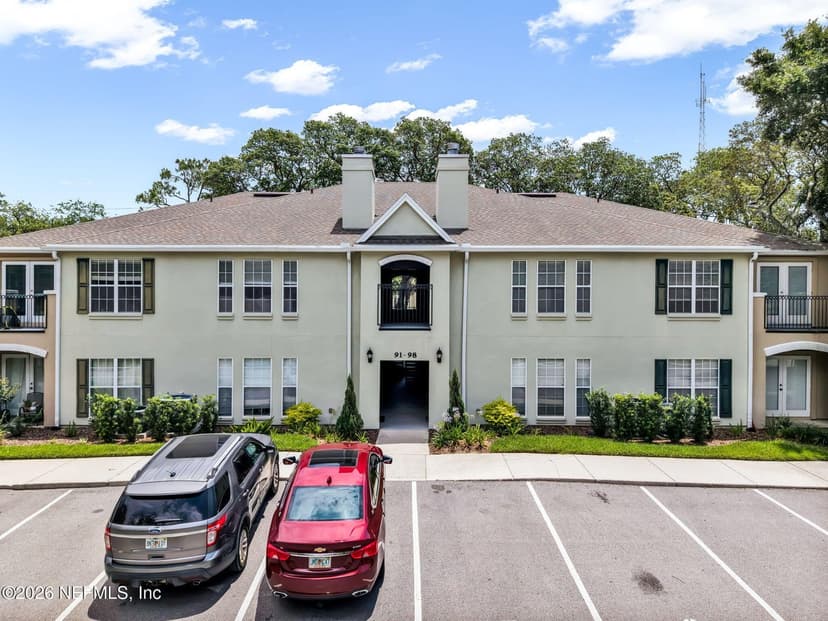 92 JARDIN DE MER Place 92, Jacksonville Beach, FL 32250